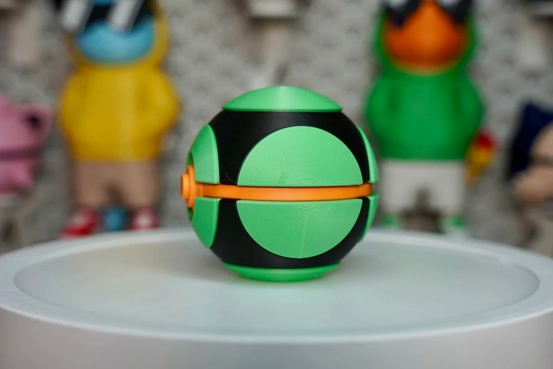 Dusk Ball Poké Ball Replica – 3D Printed Pokémon Display Prop for Collectors