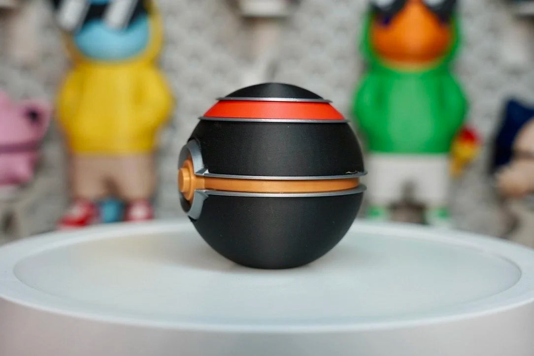 Luxury Ball Poké Ball Replica – 3D Printed Pokémon Collector’s Display Prop