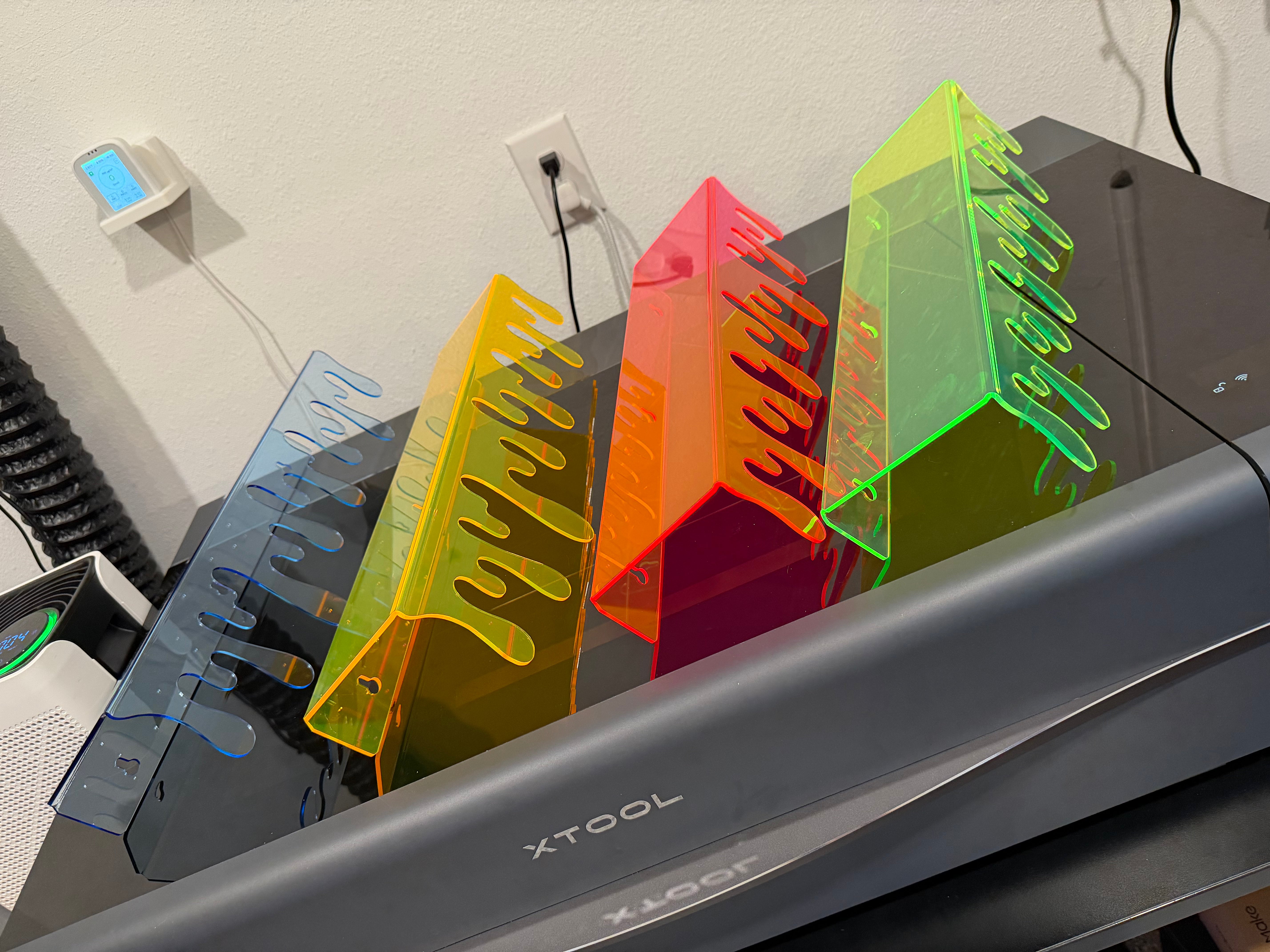 19" Drippy Acrylic Shelf – Custom Laser Cut Wall Decor