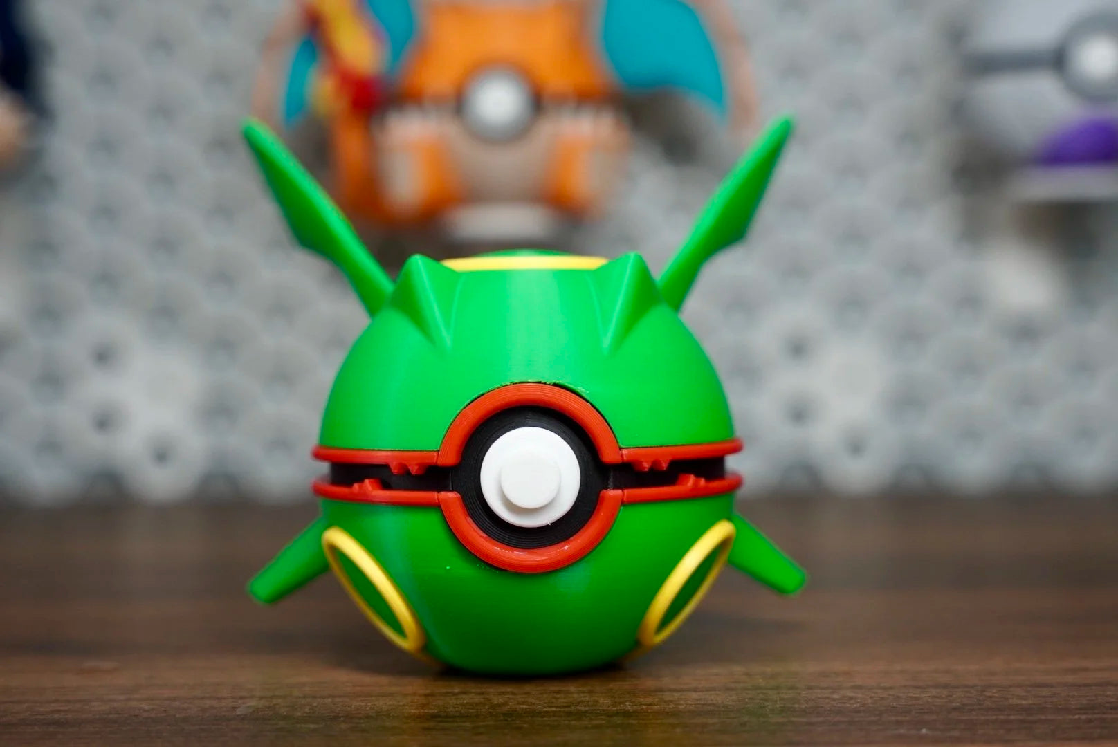 PPokémon-Inspired 3D Printed Poké Ball – Rayquaza