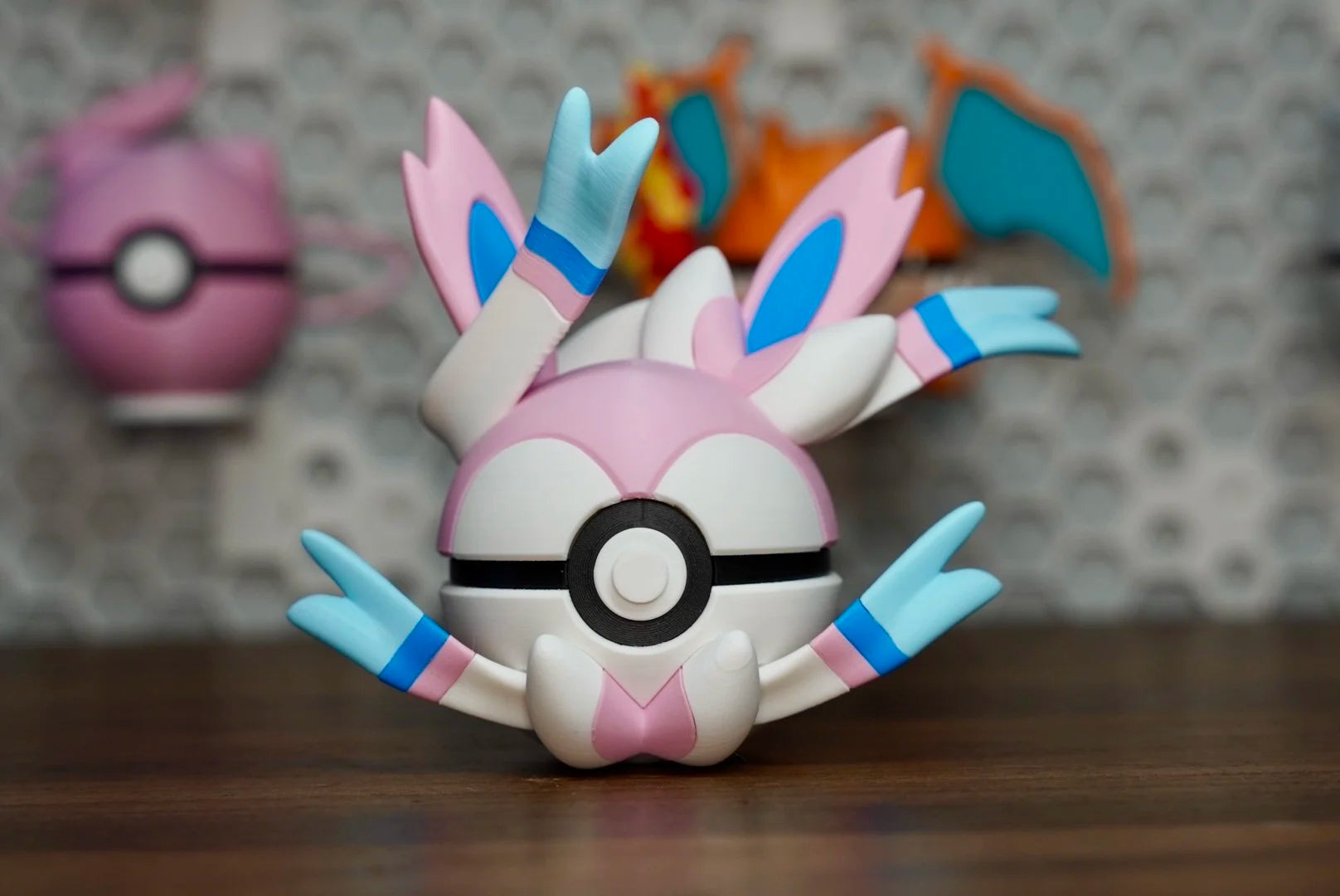 Pokémon-Inspired 3D Printed Poké Ball – Sylveon