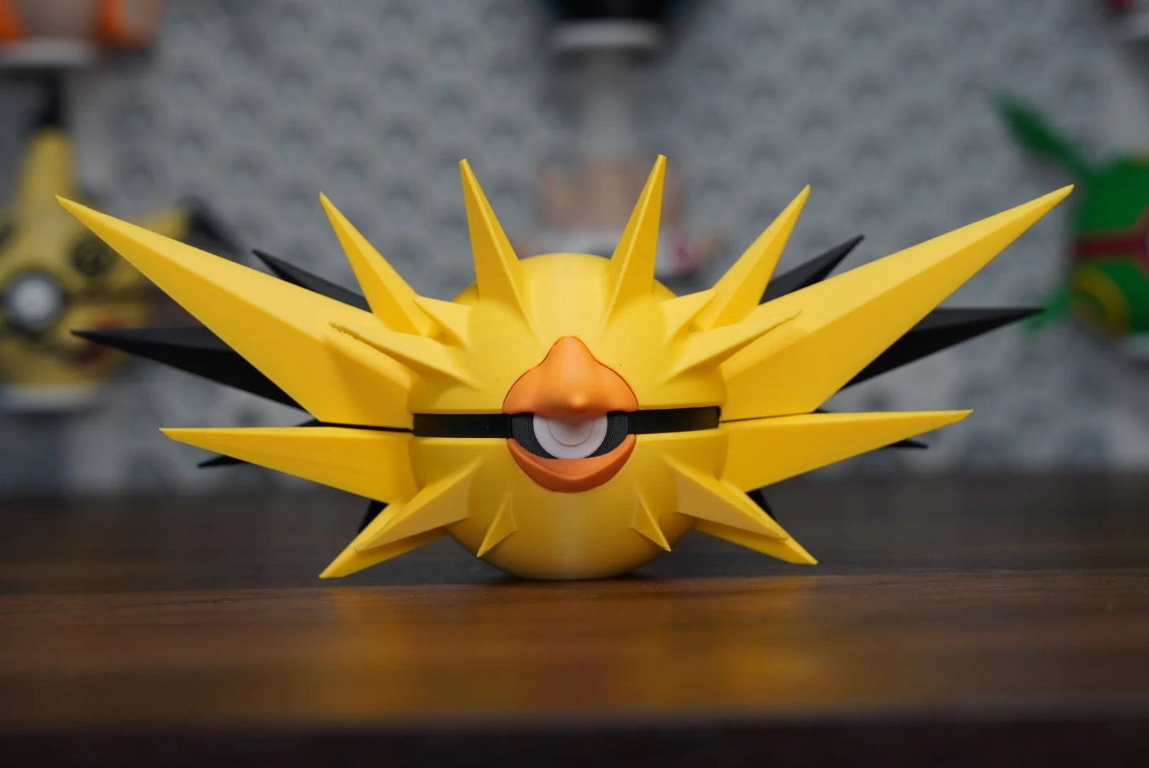 Pokémon-Inspired 3D Printed Poké Ball – Zapdos