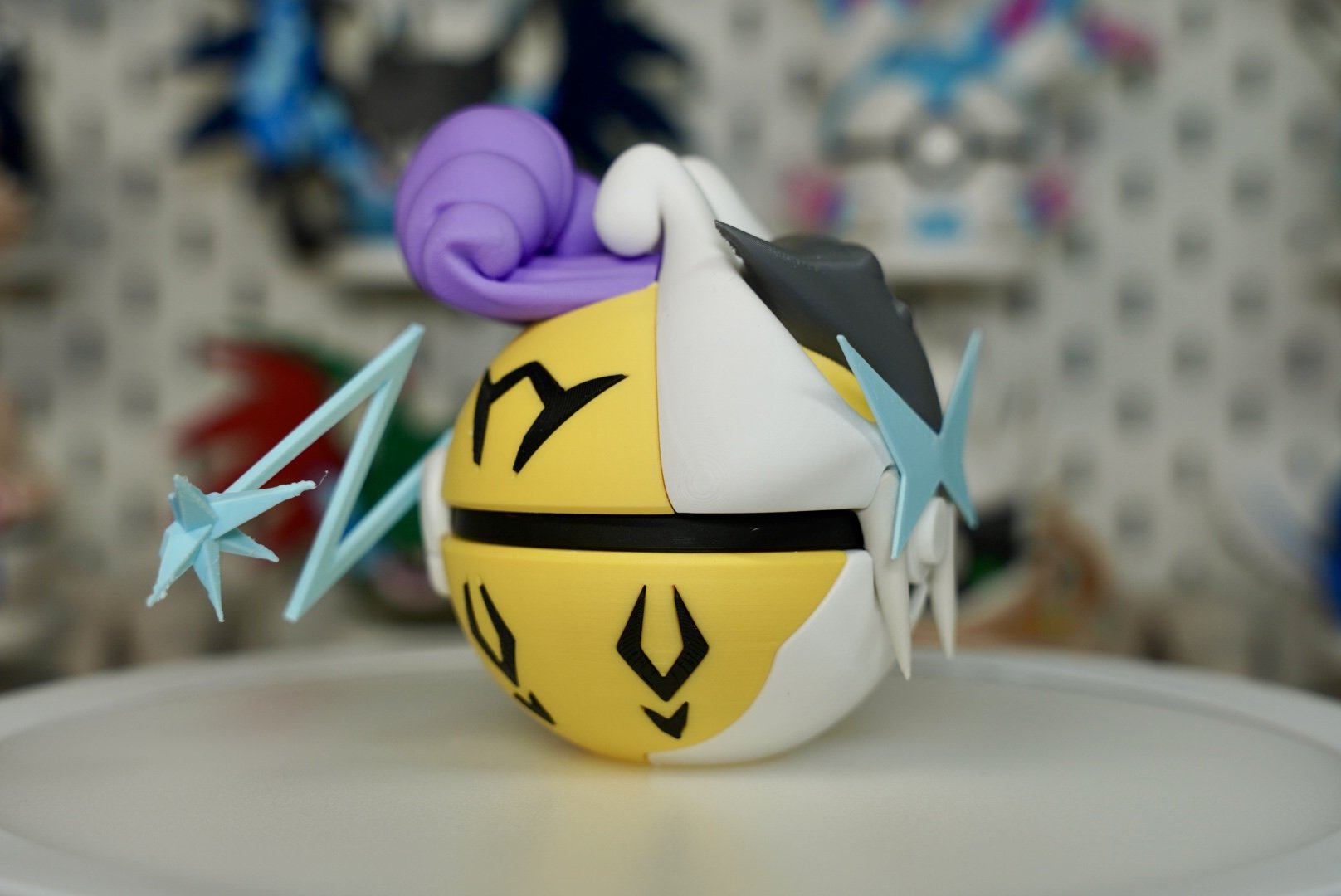 Pokémon-Inspired 3D Printed Poké Ball – Raikou