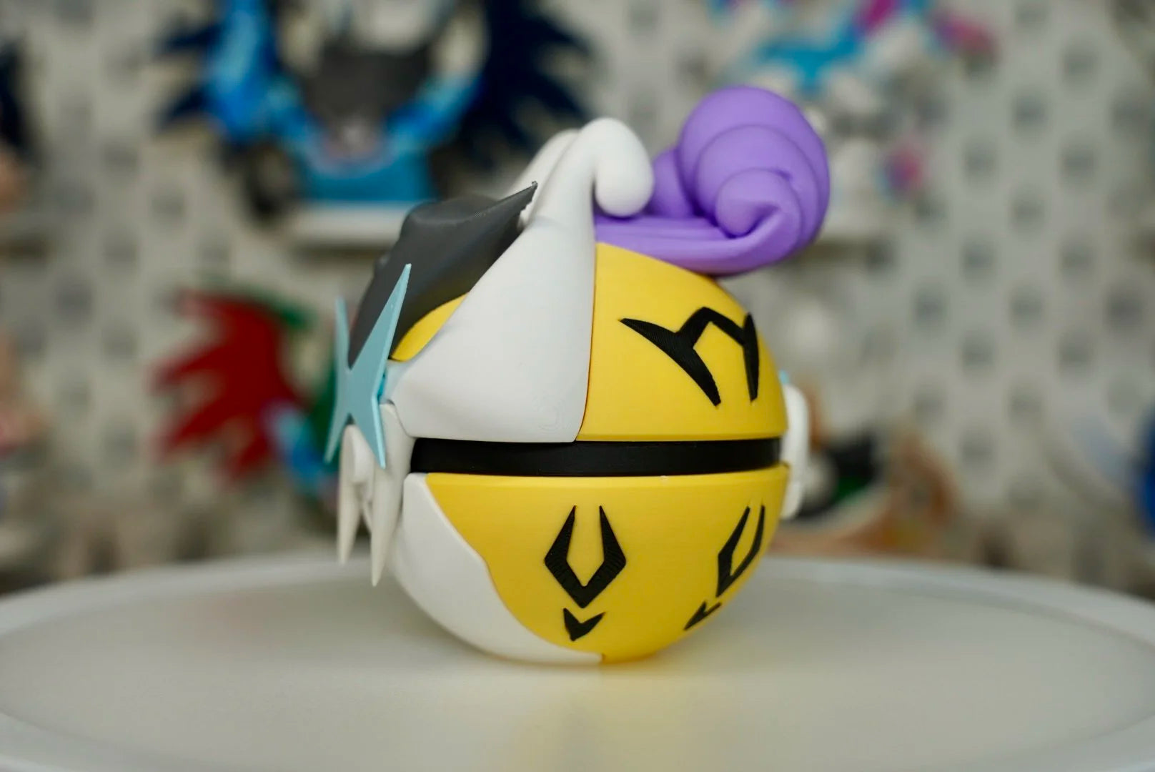 Pokémon-Inspired 3D Printed Poké Ball – Raikou