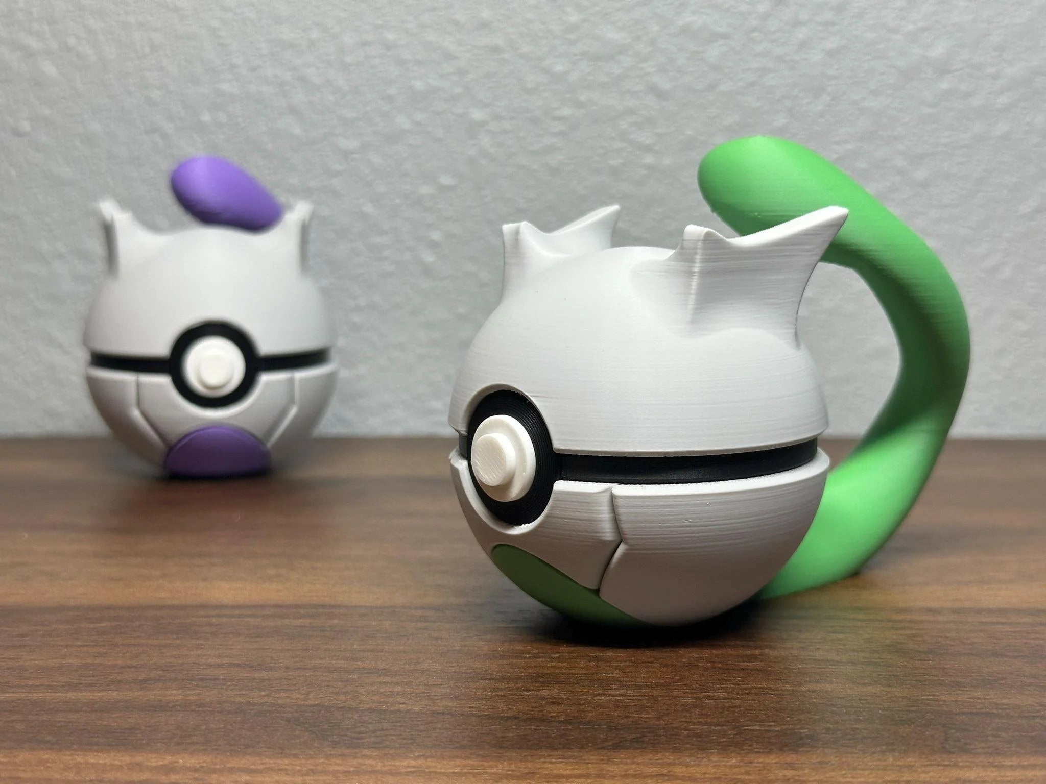 Pokémon-Inspired 3D Printed Poké Ball – Mewtwo