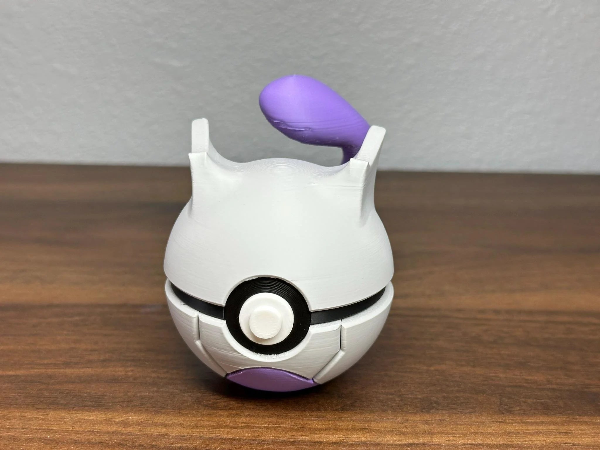 Pokémon-Inspired 3D Printed Poké Ball – Mewtwo